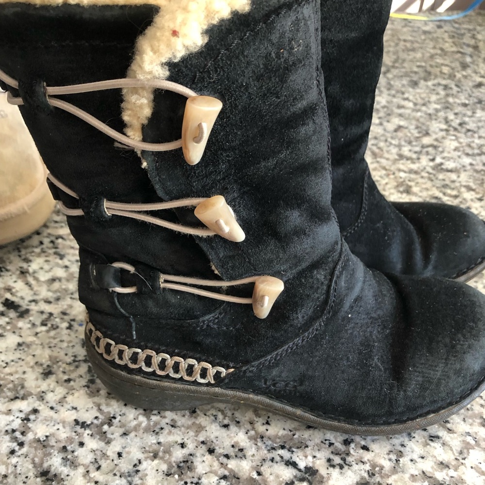 UGG Kona Black Suede Winter Boots size 6